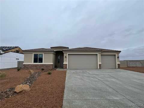 Clay Springs Avenue, Kingman, AZ 86401