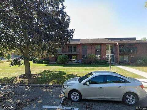 Wisconsin Street #205, Lake Geneva, WI 53147