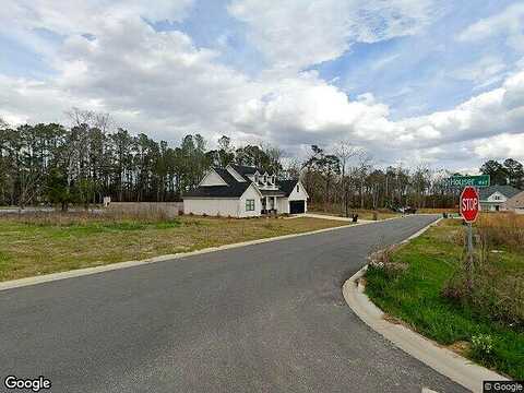 Hatfield Circle, Hahira, GA 31632