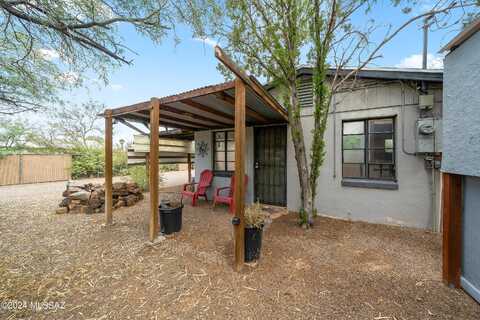 E Blacklidge Drive Drive, Tucson, AZ 85712