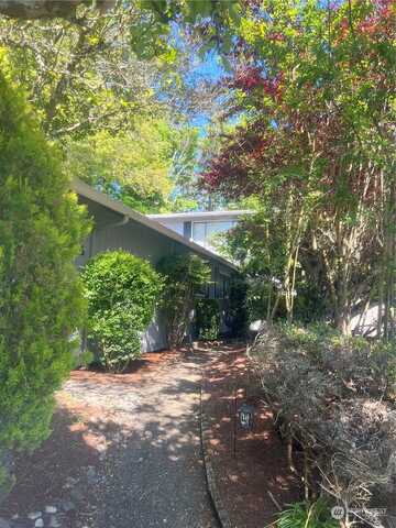 1921 1925 Sunset Drive W, University Place, WA 98466
