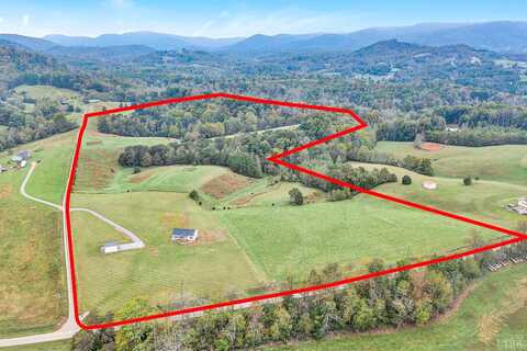 Fox Lane, Moneta, VA 24121