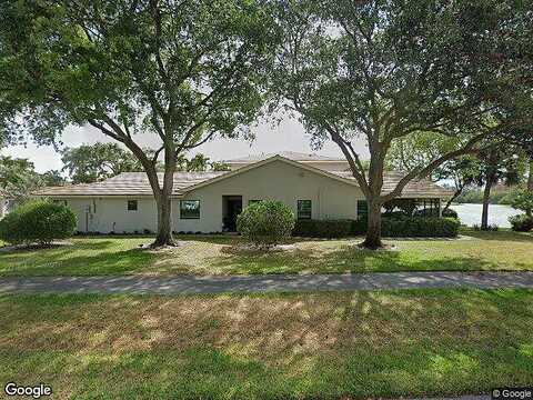 Deer Creek Lake Point South Ln #416, Deerfield Beach, FL 33442