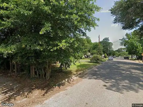 Page Valley Cir, Longview, TX 75601