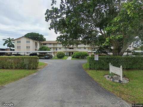 Palm View Dr #C203, Naples, FL 34110