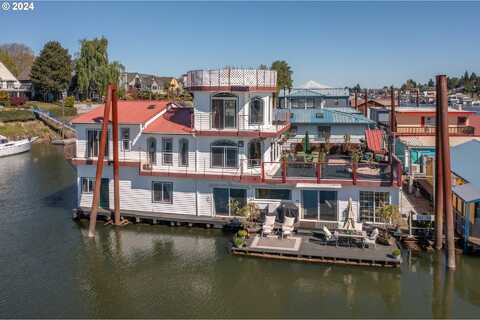 N Tomahawk Island Dr, Portland, OR 97217