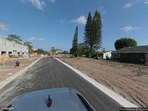 Channing Ave, Lake Worth, FL 33467