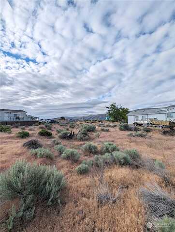Sw Grant Place, Mattawa, WA 99349