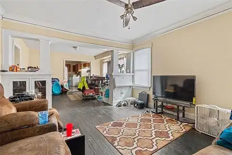 Lydia, KANSAS CITY, MO 64131