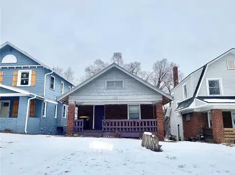 Forest, KANSAS CITY, MO 64110
