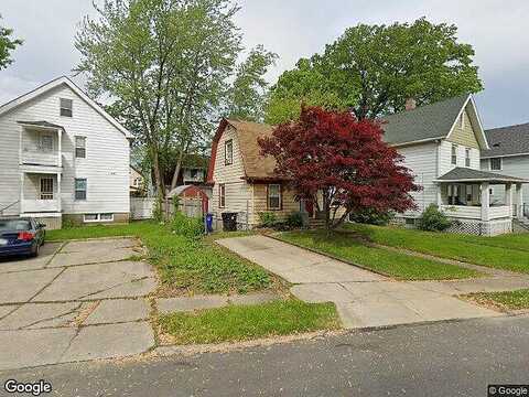 Penhurst, CLEVELAND, OH 44110