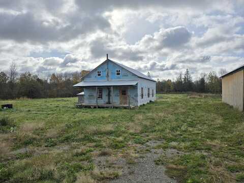 East, BRADFORD, ME 04410