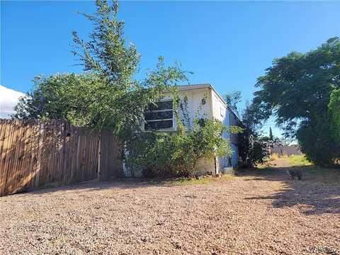 John L, KINGMAN, AZ 86409