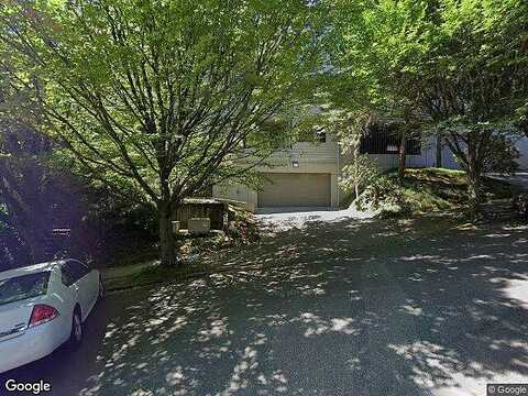 Hall, PORTLAND, OR 97201