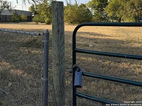 Chavaneaux, SAN ANTONIO, TX 78214