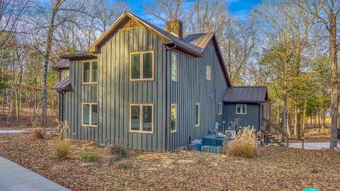 Morisette Dr, Russellville, AL 35653