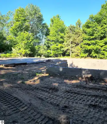 Adams, FRANKFORT, MI 49635