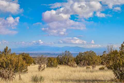 Wagon Trail, CERRILLOS, NM 87010