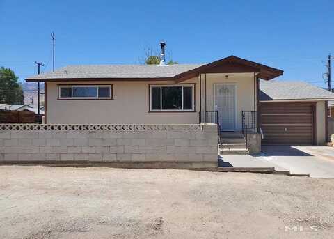 & 245 F Street, Hawthorne, NV 89415