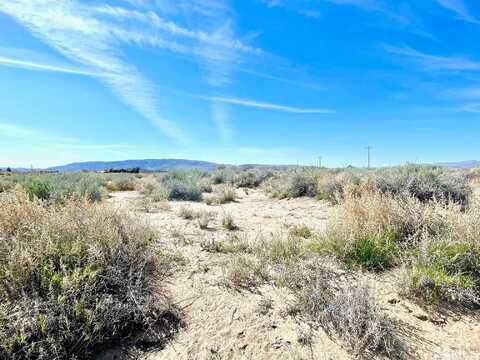 Karyn, SILVER SPRINGS, NV 89429