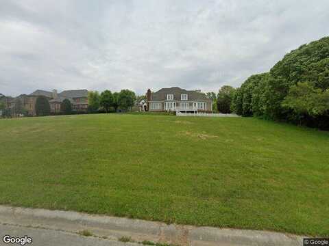 Amesbury, MORRISTOWN, TN 37814