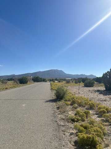 Horseshoe Loop, Placitas, NM 87043