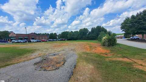 E Butler Road, Mauldin, SC 29605