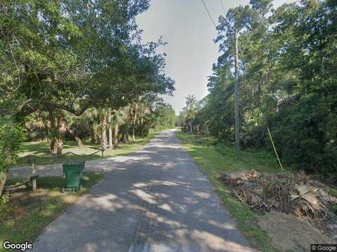 Melanie Ln, Apalachicola, FL 32320