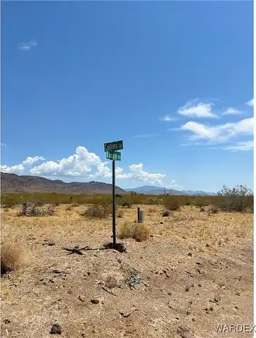 Lot 011H Collins Drive, Golden Valley, AZ 86413