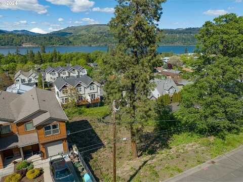 Lincoln St, HoodRiver, OR 97031