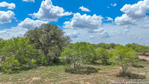 Cr 477, Stockdale, TX 78160
