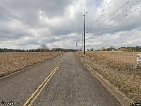 Freeway Ln, Clarksville, AR 72830