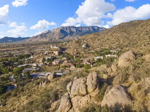 Skyline Court Ne, Albuquerque, NM 87106