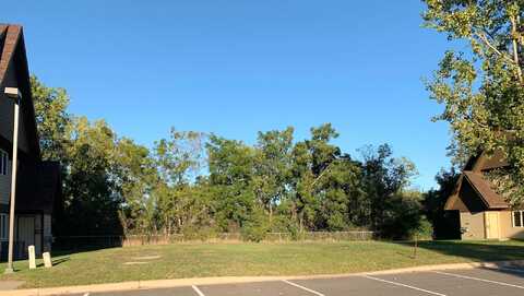 E County Road D, Maplewood, MN 55109