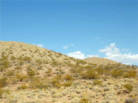 E Country Road, Kingman, AZ 86409