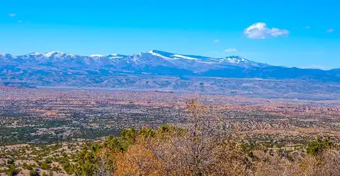Acres Canon Escondido, Chimayo, NM 87522