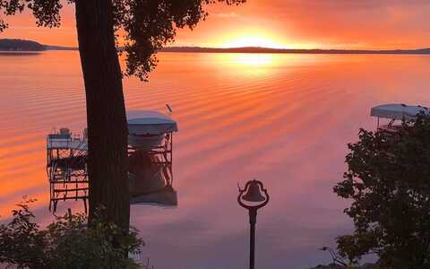 Camelot, MADISON, WI 53705