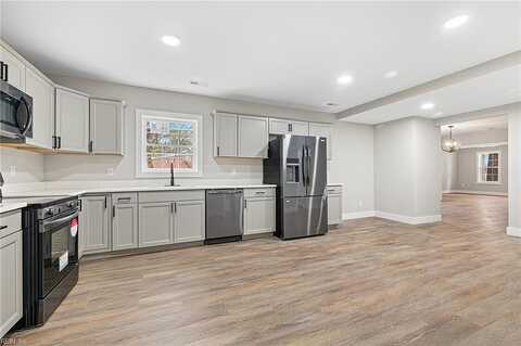 Bank, WINDSOR, VA 23487