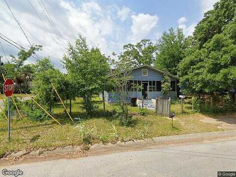 E Yonge St, Pensacola, FL 32503