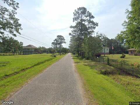 Virginia Ln, Milton, FL 32583