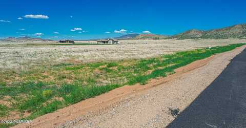 E Silent River Rd, Prescott Valley, AZ 86315