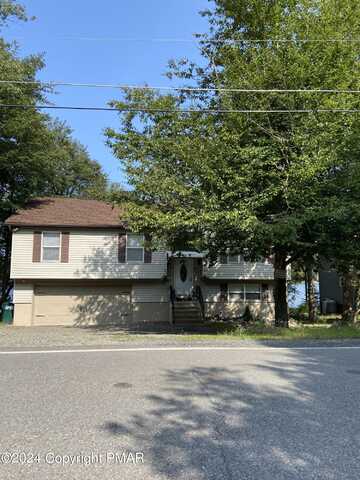 Waterfront, TOBYHANNA, PA 18466