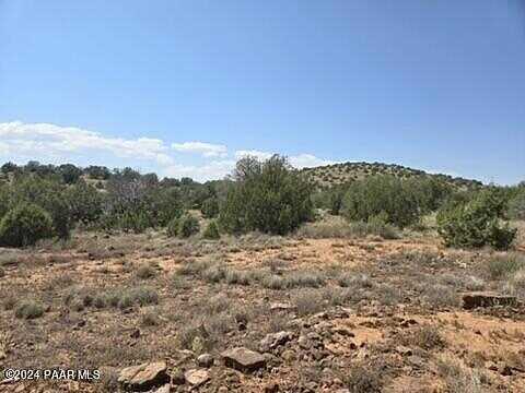 Outback Road, Ash Fork, AZ 86320