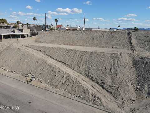 Maverick Dr, Lake Havasu City, AZ 86404