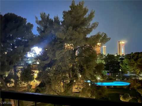 Royal Crest, LAS VEGAS, NV 89169