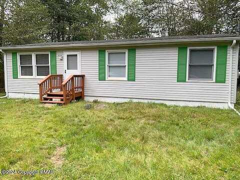 Breezeway, TOBYHANNA, PA 18466