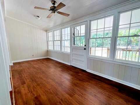 11Th, QUINCY, FL 32351