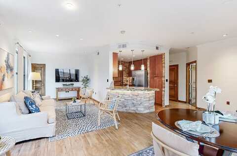 Las Colinas, IRVING, TX 75039