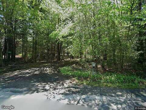 Chandus, TOBYHANNA, PA 18466