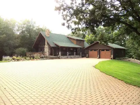 317Th, AVON, MN 56310
